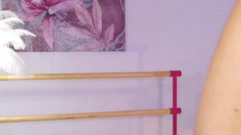 Snapshot of lyly_loveyou chatting on 01-28-25, 12:43 Lyly online show from 01-28-25, 12:43