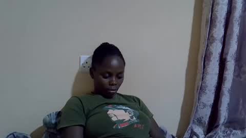 lyn_anna online show from 10-28-25, 08:51