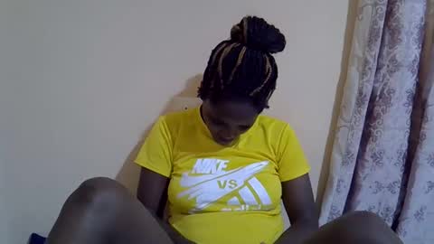 lyn_anna online show from 11-25-25, 11:21