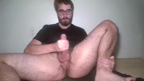 Snapshot of lynchian14 chatting on 09-24-25, 12:47 lynchian14 online show from 09-24-25, 12:47