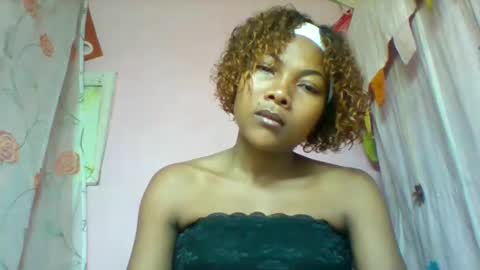 lyndah19 online show from 02-02-26, 03:44