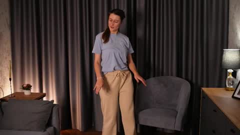 Snapshot of lyndalphonse chatting on 12-23-25, 01:47 Marlo online show from 12-23-25, 01:47