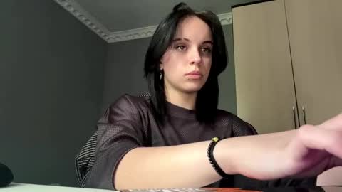 Snapshot of lynettawiseman chatting on 05-26-26, 09:16 Eva online show from 05-26-26, 09:16
