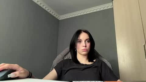Snapshot of lynettawiseman chatting on 05-27-26, 07:38 Eva online show from 05-27-26, 07:38