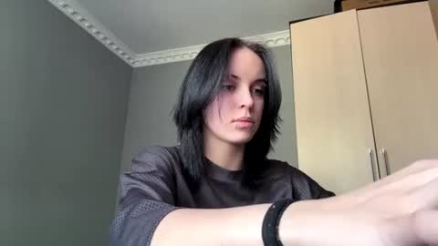 Snapshot of lynettawiseman chatting on 06-08-26, 07:42 Eva online show from 06-08-26, 07:42