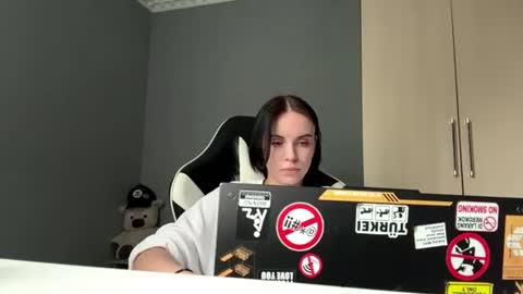 Snapshot of lynettawiseman chatting on 07-03-26, 07:48 Eva online show from 07-03-26, 07:48