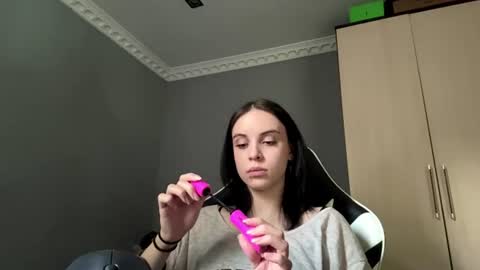 Snapshot of lynettawiseman chatting on 07-08-26, 07:57 Eva online show from 07-08-26, 07:57