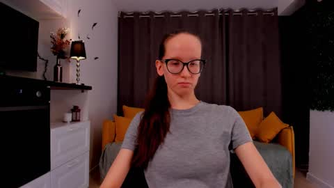 Snapshot of lynettebails chatting on 02-23-25, 07:17 Sara online show from 02-23-25, 07:17