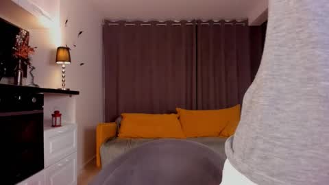 Snapshot of lynettebails chatting on 03-09-25, 01:14 Sara online show from 03-09-25, 01:14