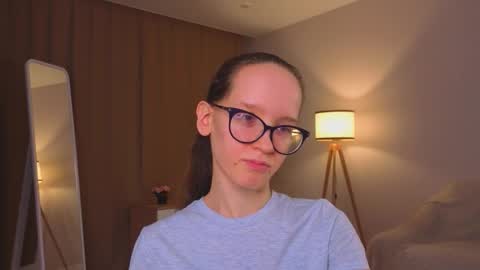 Sara online show from 02-23-26, 04:26