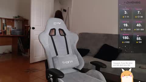 lynne_dawson online show from 02-12-25, 09:52