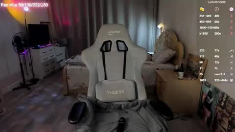 Snapshot of lynne_dawson chatting on 02-21-26, 03:57 lynne_dawson online show from 02-21-26, 03:57