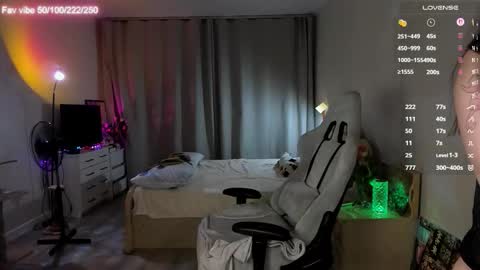 Snapshot of lynne_dawson chatting on 03-10-26, 05:07 lynne_dawson online show from 03-10-26, 05:07