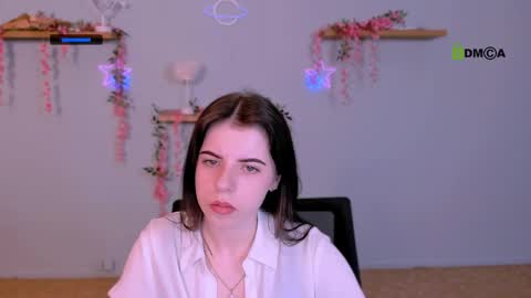Snapshot of lyra_desire chatting on 05-21-26, 08:32 lyra_desire online show from 05-21-26, 08:32