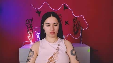 lyra donna online show from 05-30-26, 06:38