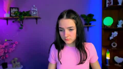 lyra donna online show from 05-31-26, 06:53