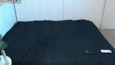 Lyra Rose online show from 10-07-25, 04:04