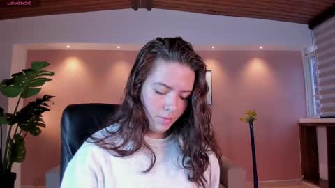 Lyssa  Everyday From 0700 to 1630 Col Time online show from 02-18-25, 11:44