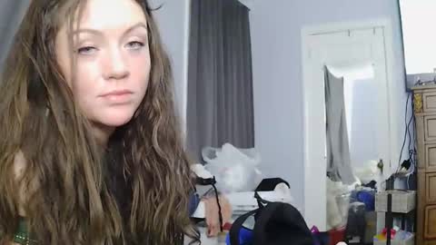 lyssshiz online show from 05-02-26, 06:40