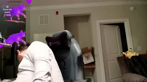 Snapshot of lyxx_2 chatting on 02-03-26, 01:04 lyxx_2 online show from 02-03-26, 01:04