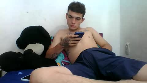 m0ntana777 online show from 10-04-25, 10:35