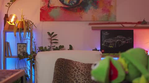 Snapshot of m1agarand chatting on 12-10-24, 08:38 M1A Dddy online show from 12-10-24, 08:38