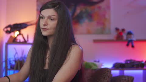 Snapshot of m1agarand chatting on 12-19-24, 09:38 M1A Dddy online show from 12-19-24, 09:38