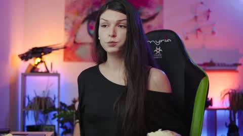 Snapshot of m1agarand chatting on 01-13-25, 10:56 M1A Dddy online show from 01-13-25, 10:56