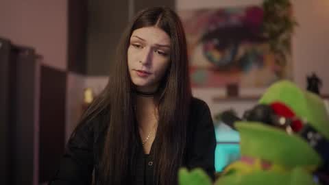 Snapshot of m1agarand chatting on 09-26-25, 09:52 M1A Dddy online show from 09-26-25, 09:52