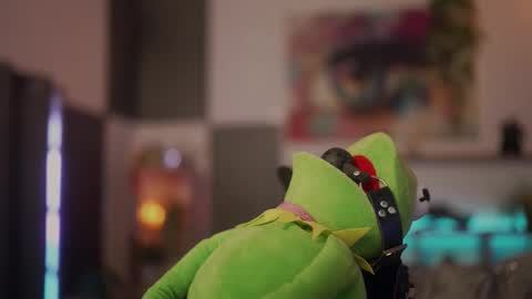 Snapshot of m1agarand chatting on 09-27-25, 05:51 M1A Dddy online show from 09-27-25, 05:51