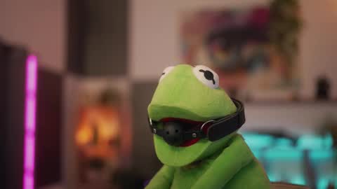 Snapshot of m1agarand chatting on 10-05-25, 07:56 M1A Dddy online show from 10-05-25, 07:56