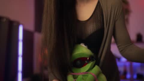 Snapshot of m1agarand chatting on 10-15-25, 08:53 M1A Dddy online show from 10-15-25, 08:53