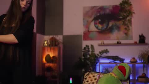 Snapshot of m1agarand chatting on 10-17-25, 08:22 M1A Dddy online show from 10-17-25, 08:22