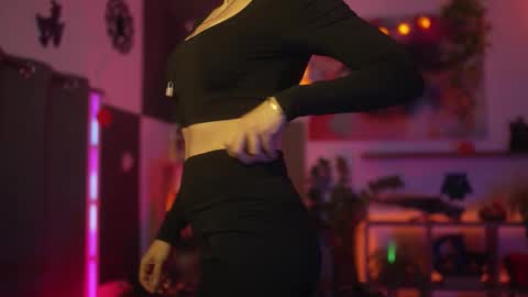 Snapshot of m1agarand chatting on 10-23-25, 09:02 M1A Dddy online show from 10-23-25, 09:02