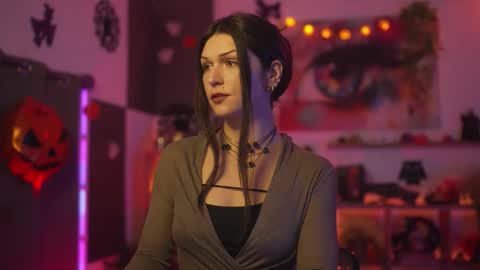 Snapshot of m1agarand chatting on 10-27-25, 10:14 M1A Dddy online show from 10-27-25, 10:14