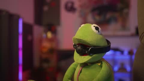 Snapshot of m1agarand chatting on 11-06-25, 07:48 M1A Dddy online show from 11-06-25, 07:48