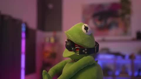 Snapshot of m1agarand chatting on 11-13-25, 07:46 M1A Dddy online show from 11-13-25, 07:46