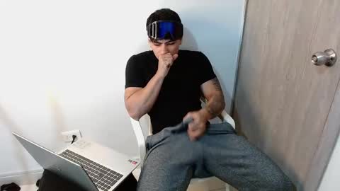 MICHAEL online show from 03-19-26, 03:54