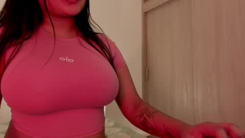 Emilia  online show from 07-15-26, 05:29