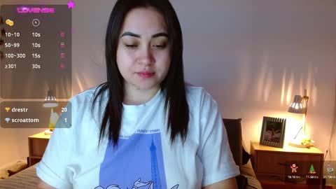 Snapshot of m33li chatting on 12-02-24, 12:41 Meli online show from 12-02-24, 12:41