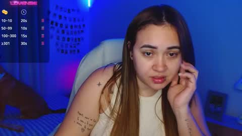 Snapshot of m33li chatting on 01-25-25, 03:30 Meli online show from 01-25-25, 03:30
