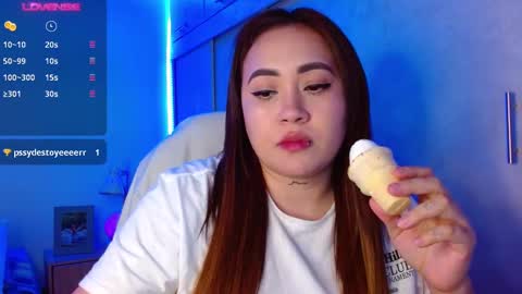 Snapshot of m33li chatting on 02-07-25, 10:41 Meli online show from 02-07-25, 10:41
