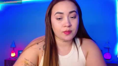 Snapshot of m33li chatting on 02-12-25, 01:41 Meli online show from 02-12-25, 01:41