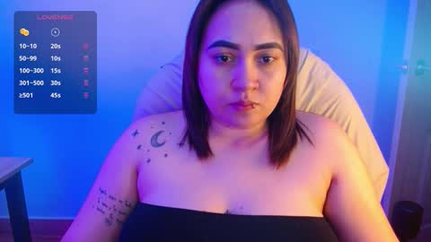 Snapshot of m33li chatting on 09-22-25, 11:07 Meli online show from 09-22-25, 11:07