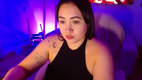 Snapshot of m33li chatting on 02-10-26, 03:43 Meli online show from 02-10-26, 03:43