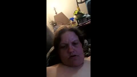 Snapshot of m41563365 chatting on 04-13-26, 02:00 m41563365 online show from 04-13-26, 02:00