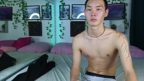 Snapshot of m_jasper chatting on 01-16-25, 05:33 Jasper online show from 01-16-25, 05:33