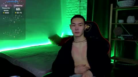 Snapshot of m_jasper chatting on 01-29-25, 10:01 Jasper online show from 01-29-25, 10:01