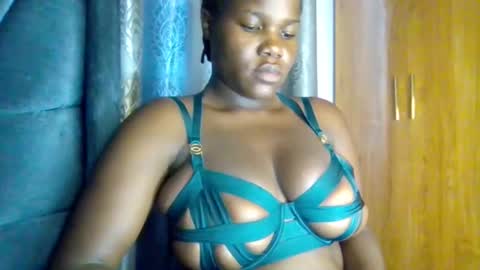 Snapshot of m_tits3 chatting on 02-01-26, 10:03 m_tits3 online show from 02-01-26, 10:03