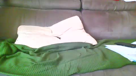 Snapshot of maadyo chatting on 05-27-26, 10:23 maadyo online show from 05-27-26, 10:23